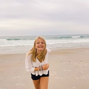 Meet your Posher, Ellen